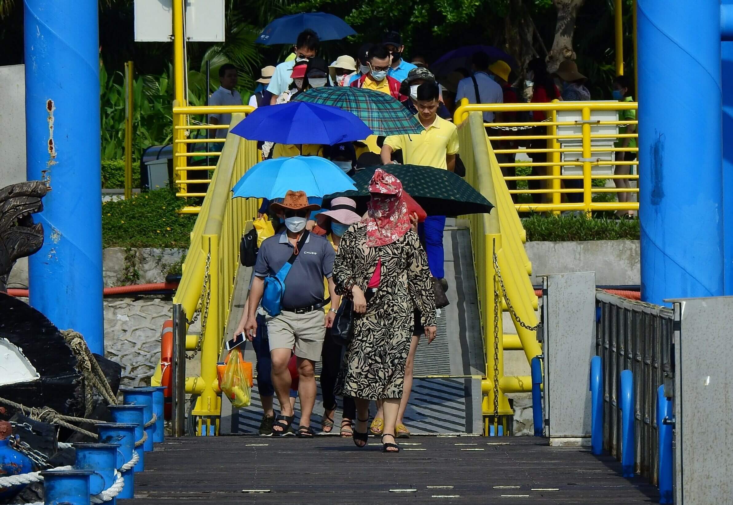 Halong Bay reopen